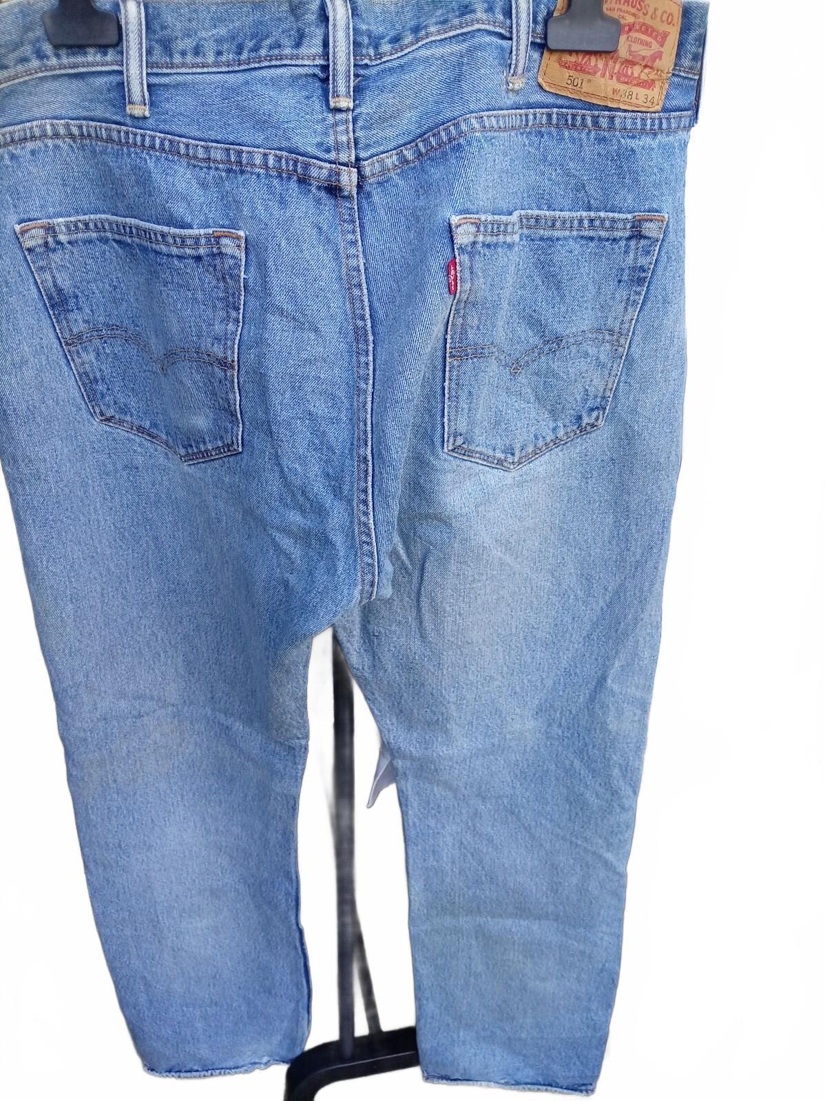 Levi's Light Blue Denim Jeans - W38 L34