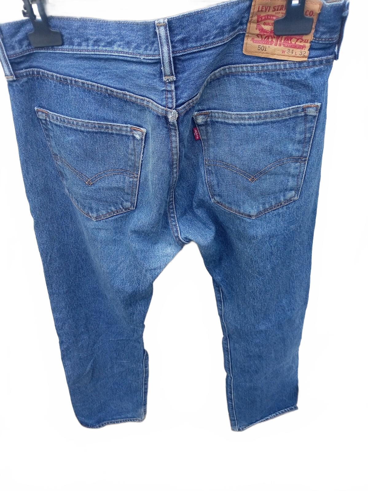 Beautiful Levi's 501 Classic Fit Blue Denim Jeans W34 L32