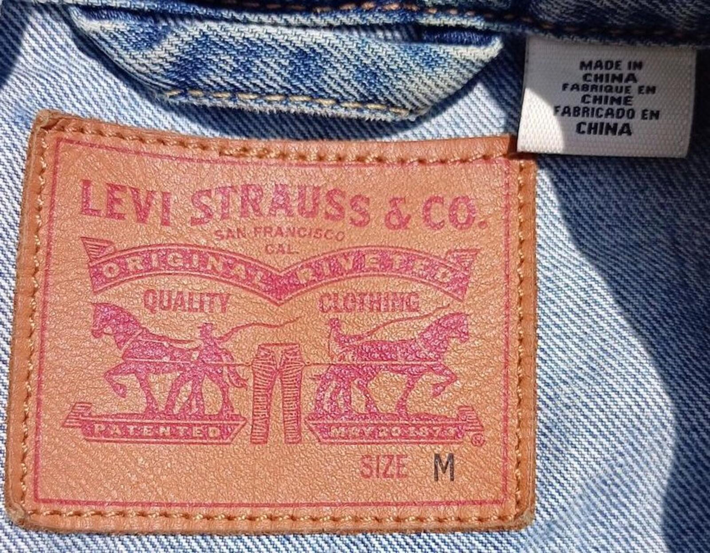 Levi Strauss & Co. Denim Trucker Jacket Size M 19" P2P