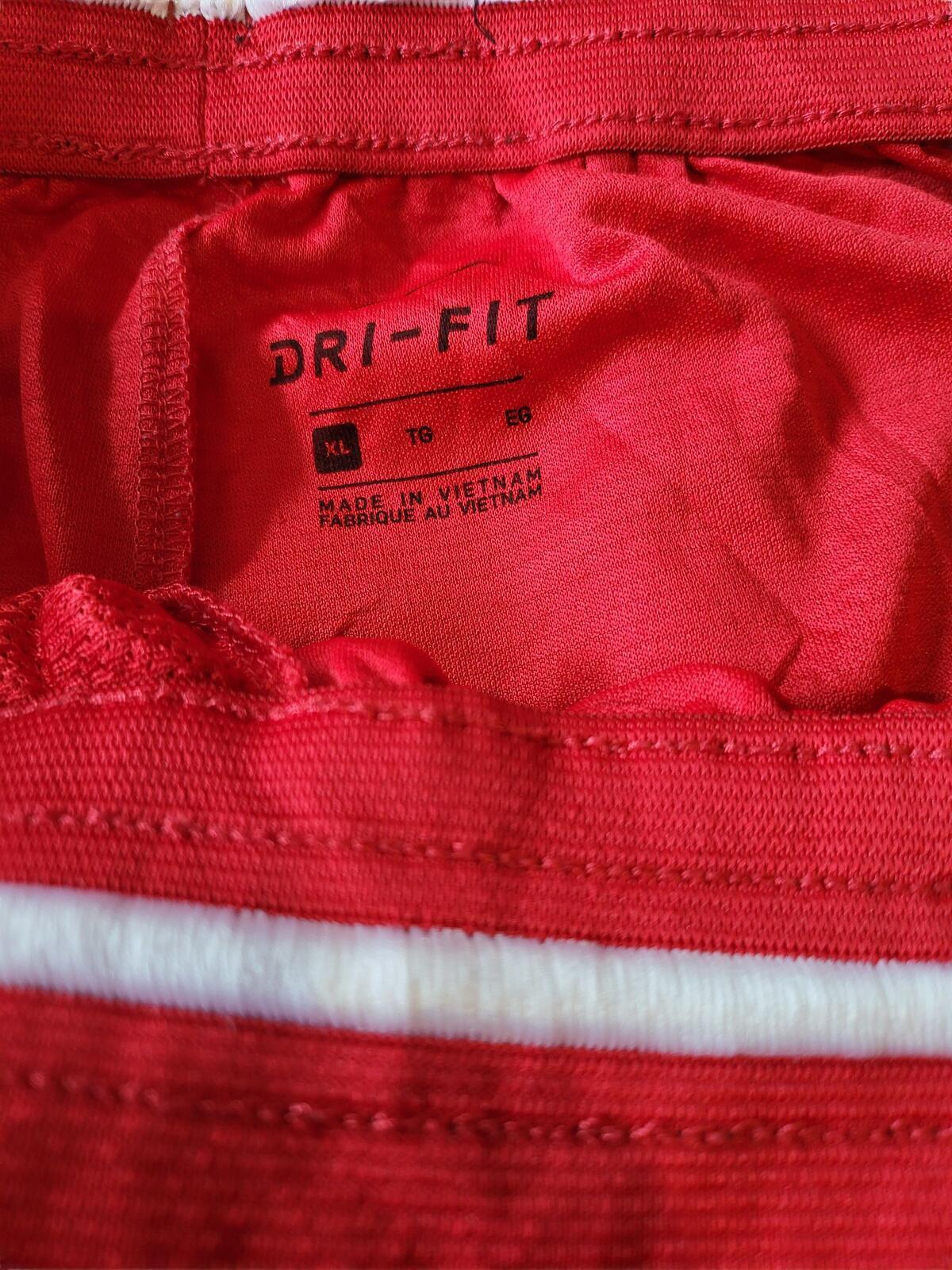 Nike HBR Big Swoosh Basketball Shorts - Red/Black - XL