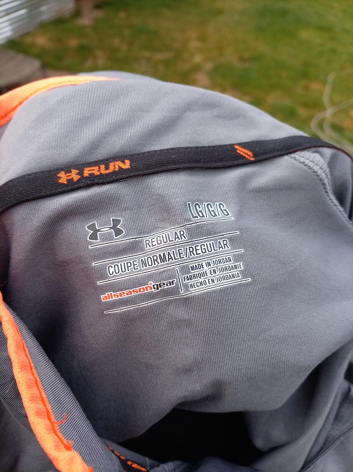 Under Armour Large 1/4 Zip Top - Tough Mudder Grey & Orange - Large
