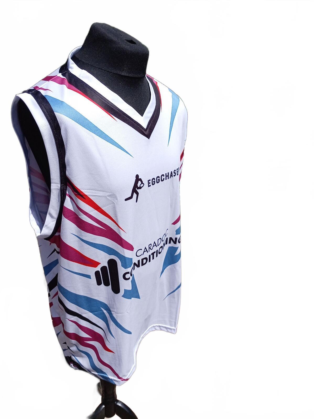 EggChaser Basketball Style Large Vest Singlet White New BNIP