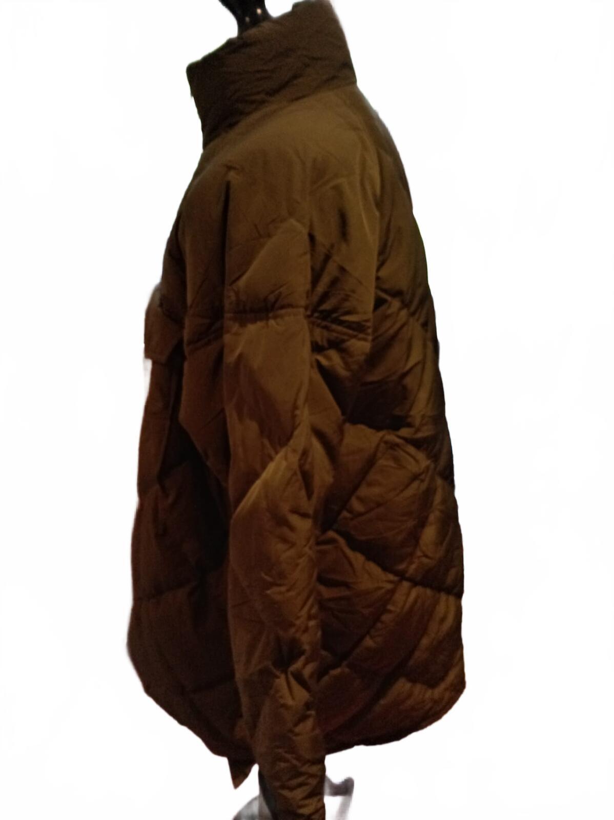 Vintage Levi’s Early‑2000s Colour‑Block Puffer Jacket – Size L (Unisex)