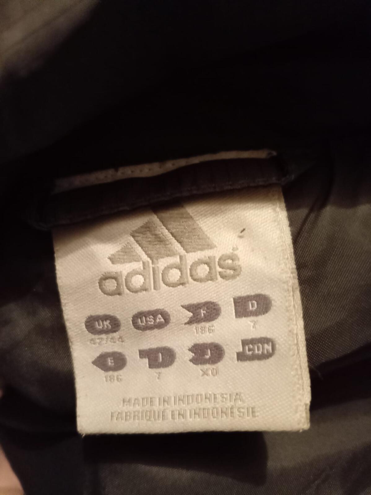 Adidas Vintage Puffer Jacket (Black, Size XL)