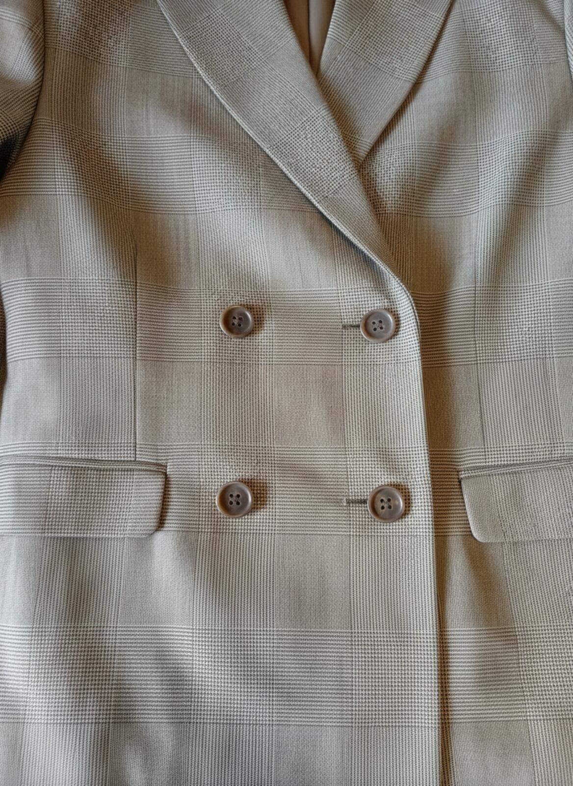 Vintage 1990s Hugo Boss Grey Check Blazer – Size 46 – Classic Fit