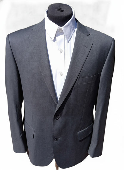 Hugo Boss Men’s Jacket – Size 42R – Tailored Fit – Excellent Condition
