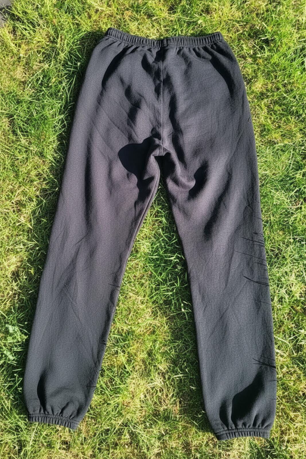 Champion Sweatpants Large – Charcoal – Joggers – Men’s – Embroidered Logo