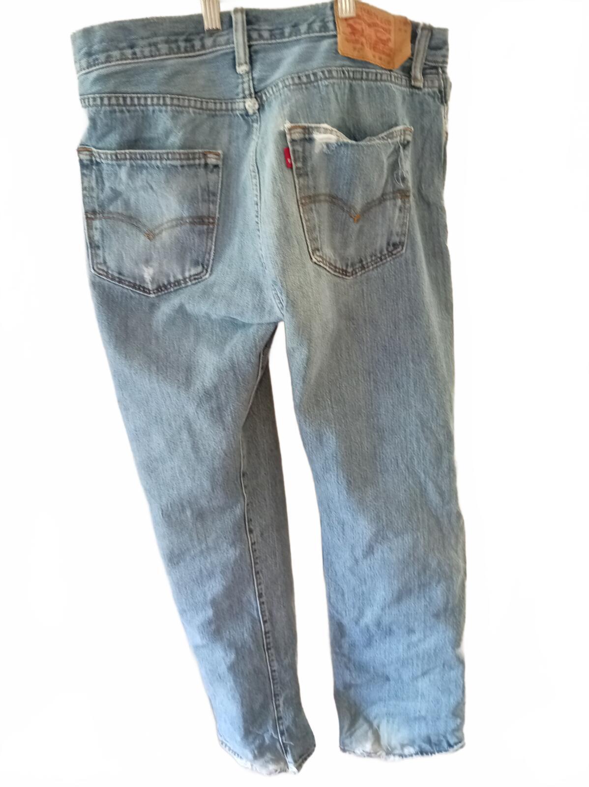 Levi's Classic Light Blue Denim Jeans W34 L32