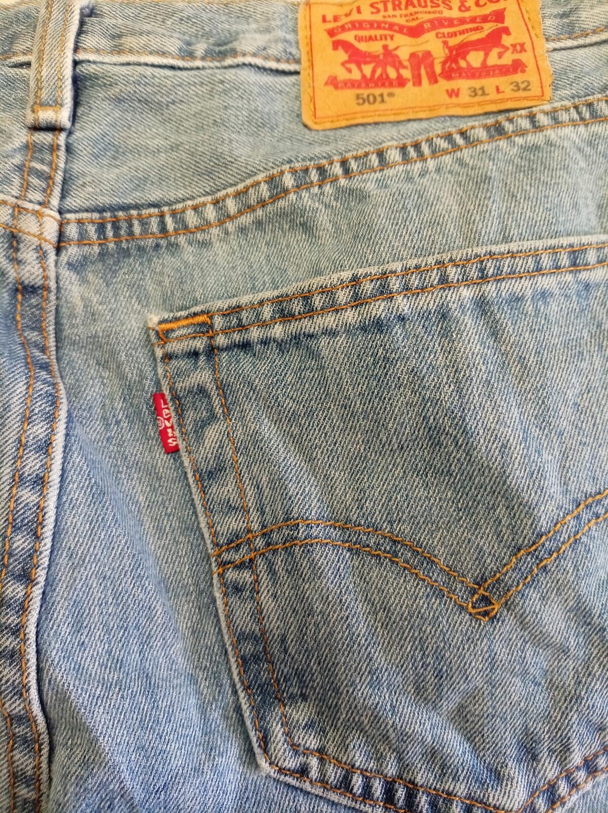 Levi's 501 Light Blue Denim Jeans W31 L32