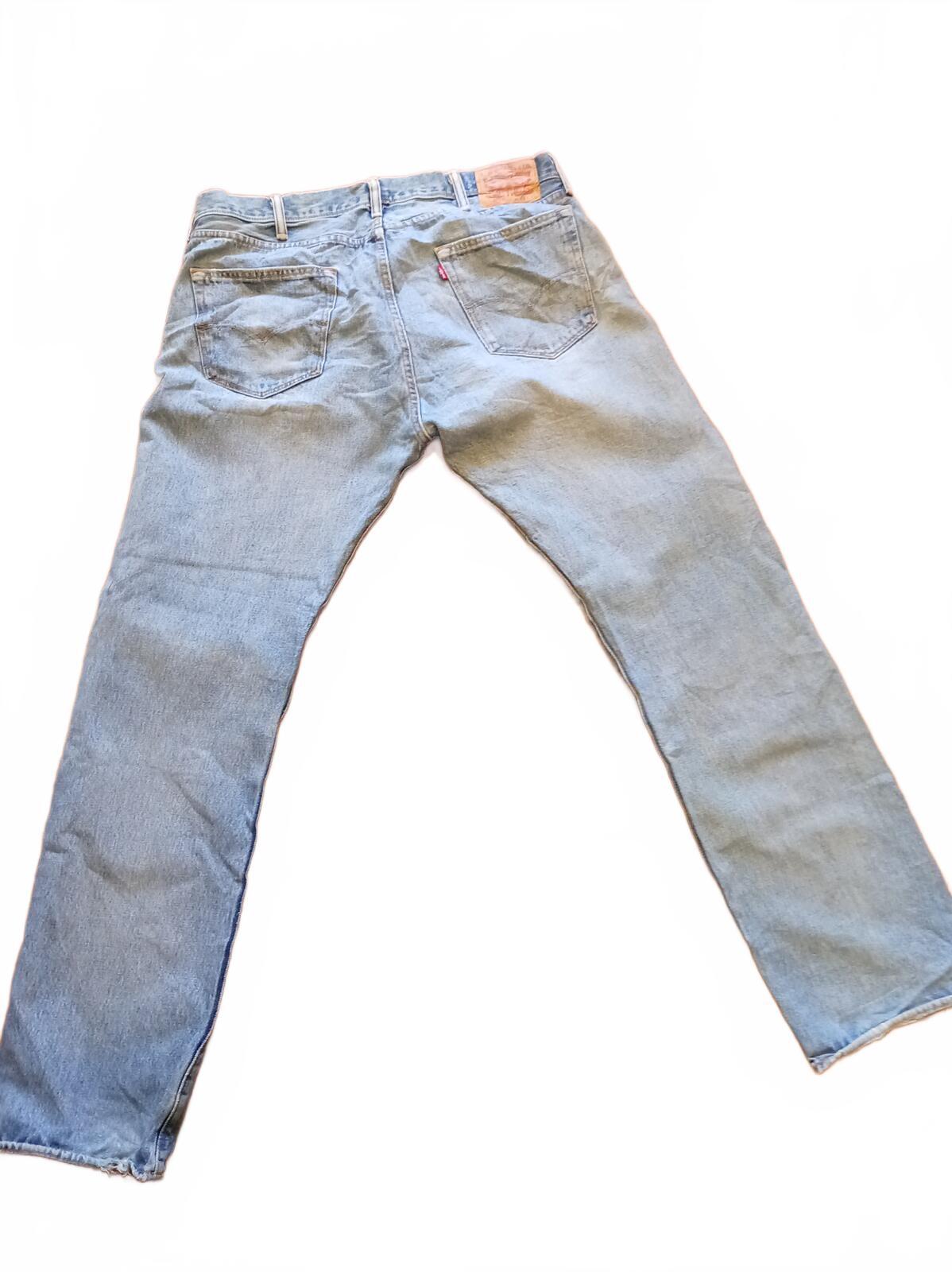 Levi's Light Blue Denim Jeans - W38 L34