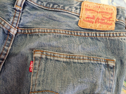 Levi's Classic Blue Denim Jeans - W34 L32