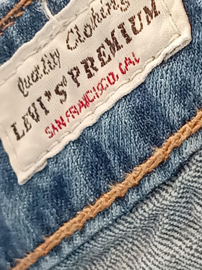 Levi's Premium Light Blue Denim Jeans 511 Design - Super Soft - W36 L32