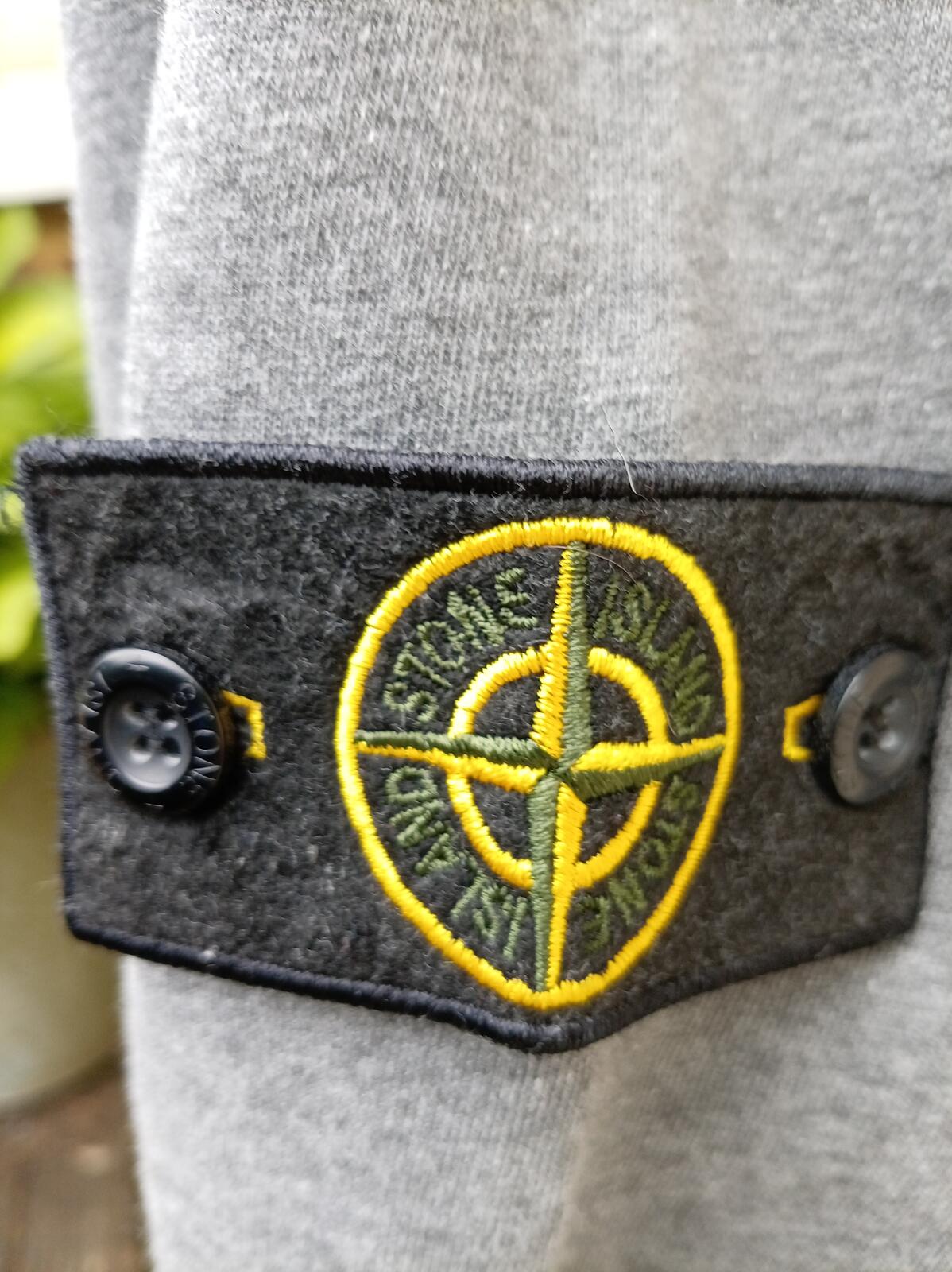 Stone Island Crewneck Sweatshirt – Grey – Men’s XL