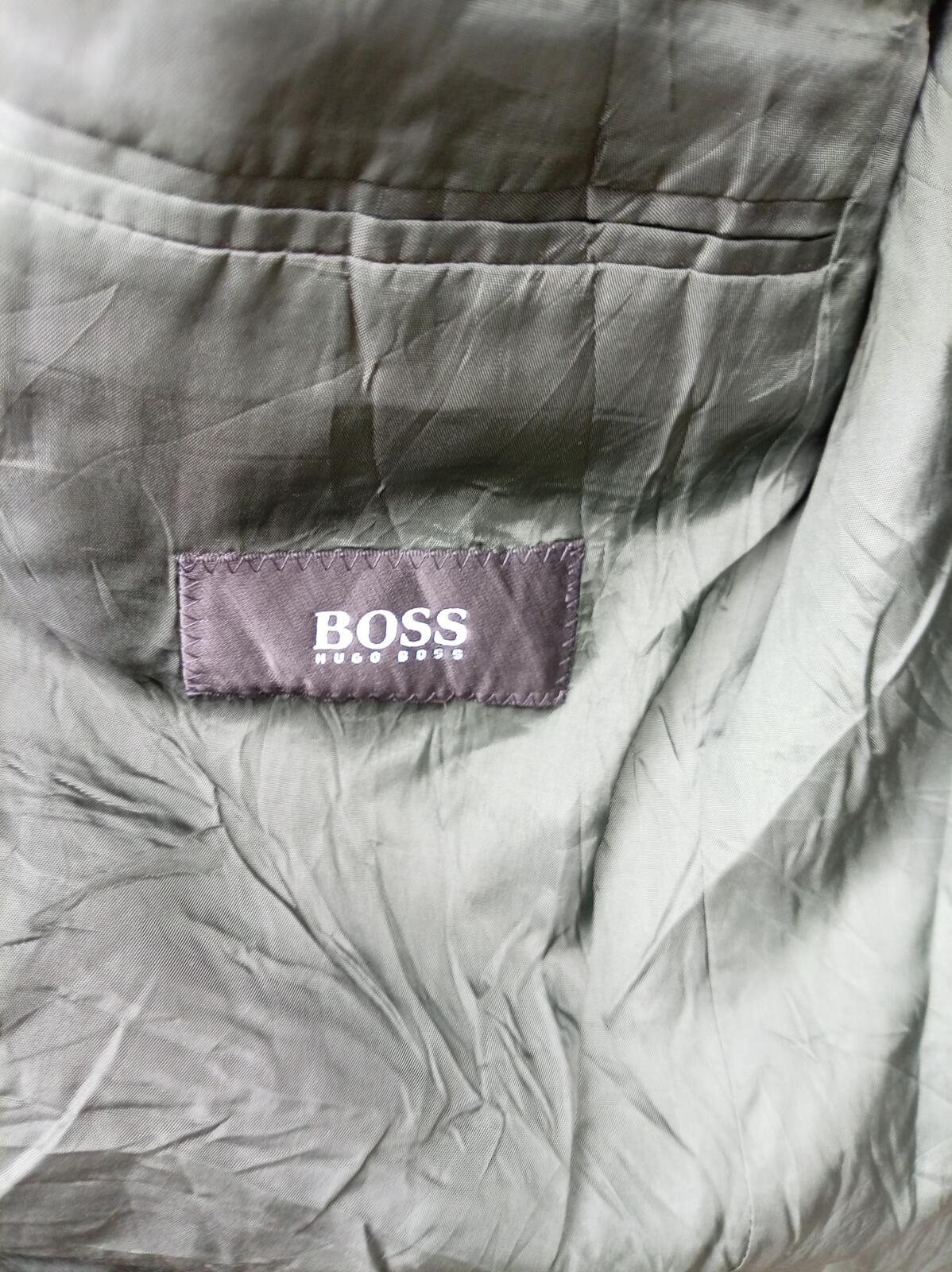 Hugo Boss Men's Suit Jacket Blazer Black 100% Virgin Wool UK 44 Regular Smart