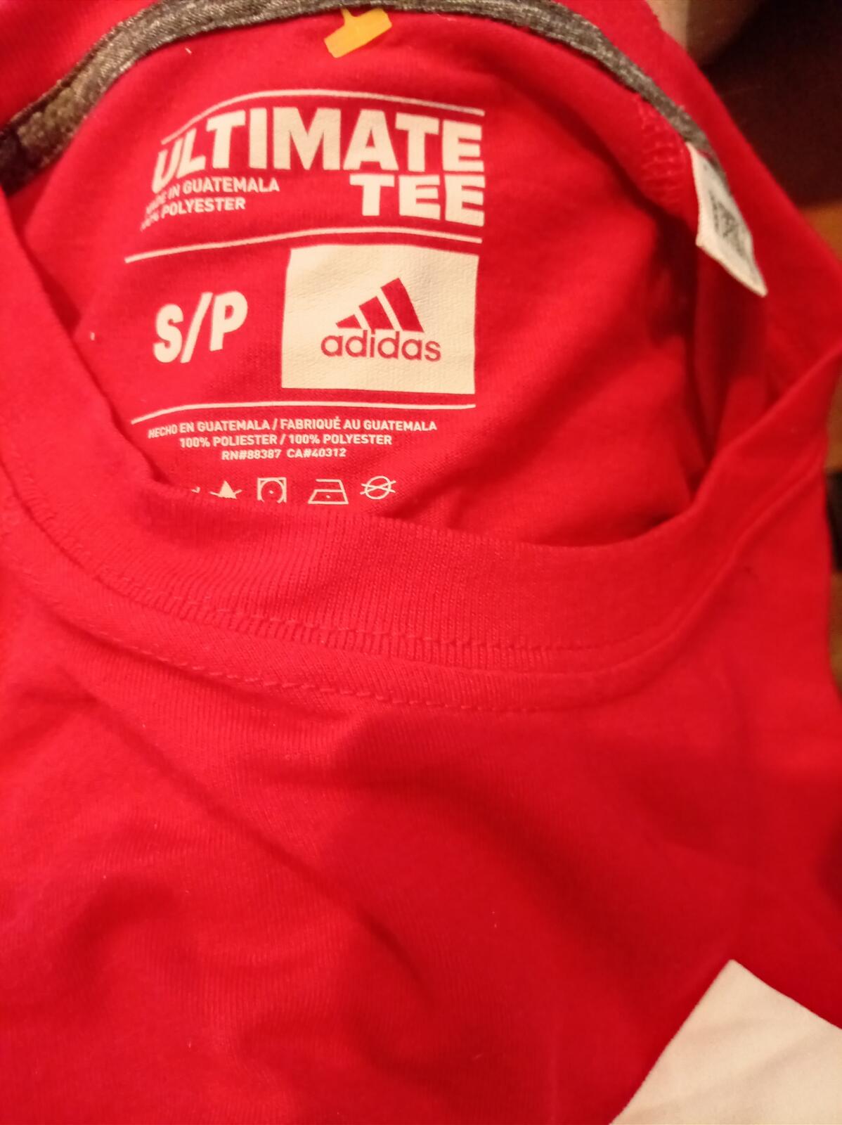 Adidas Red Logo T-Shirt - Small