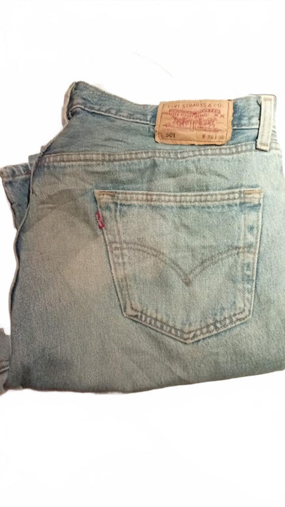 Levi's 501 Classic Light Blue Denim Jeans W36 L32 (Made in the UK)