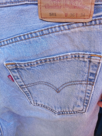 Levis 501s - Button-Fly Denim Jeans - W36 L34