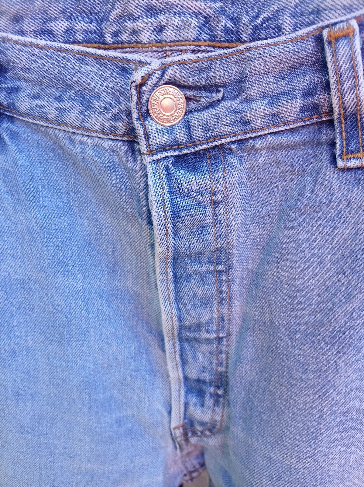 Levis 501s - Button-Fly Denim Jeans - W36 L34