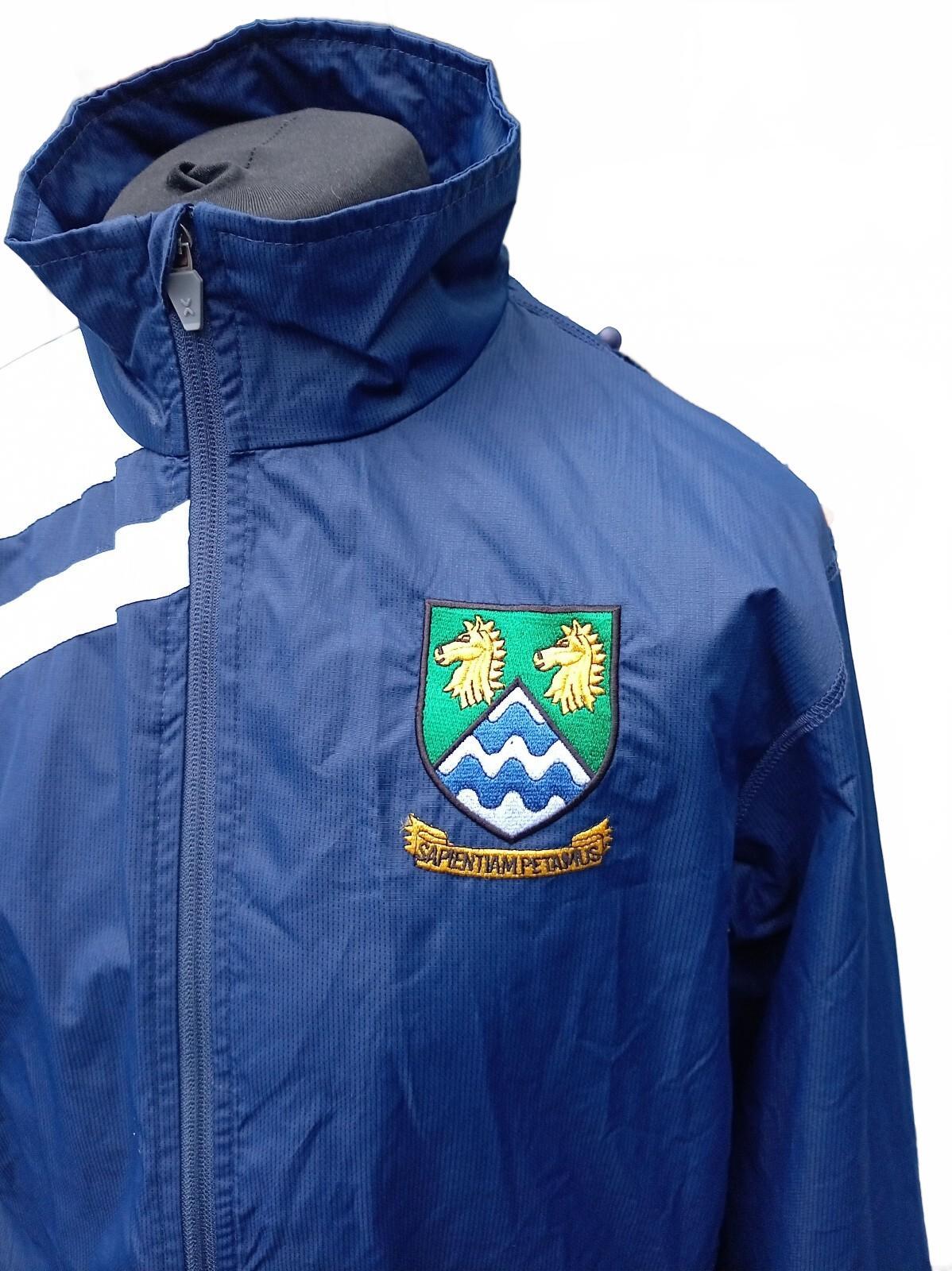 Blue Lightweight Rain Cagoule – Medium – 20" P2P – Crest Logo – Packable Jacket