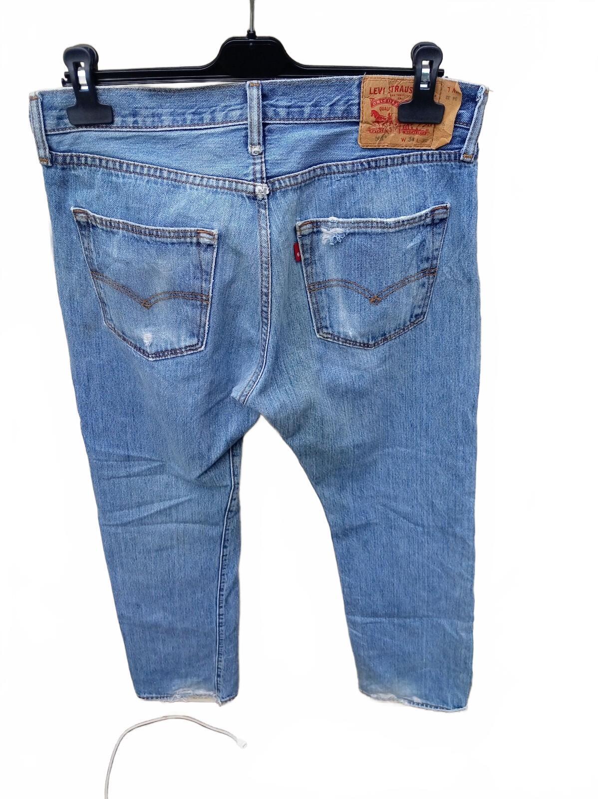 Levi's Classic Light Blue Denim Jeans W34 L32