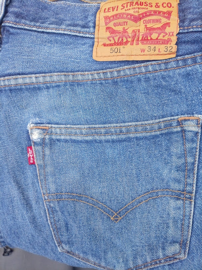 Beautiful Levi's 501 Classic Fit Blue Denim Jeans W34 L32