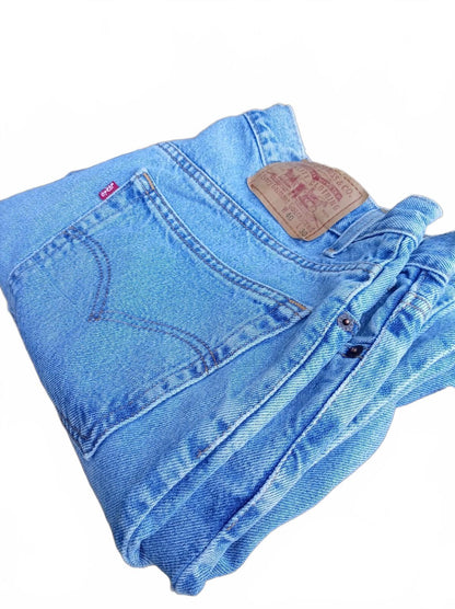 Levi’s 468 Men’s Jeans – USA Made – 2002 – Relaxed Straight Fit –  Vintage Denim
