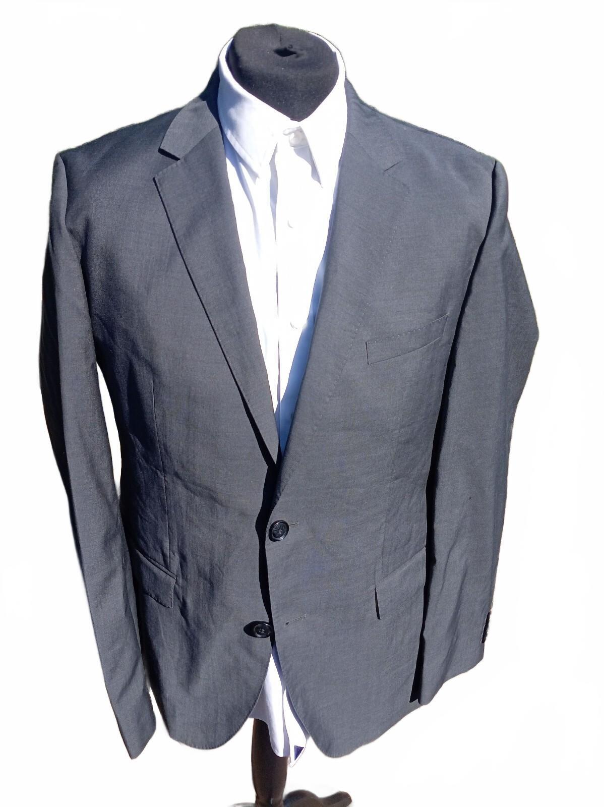 Hugo Boss Men’s Blazer – Size 42R – Tailored Fit – Excellent Condition