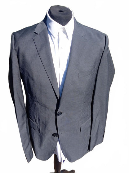 Hugo Boss Men’s Blazer – Size 42R – Tailored Fit – Excellent Condition