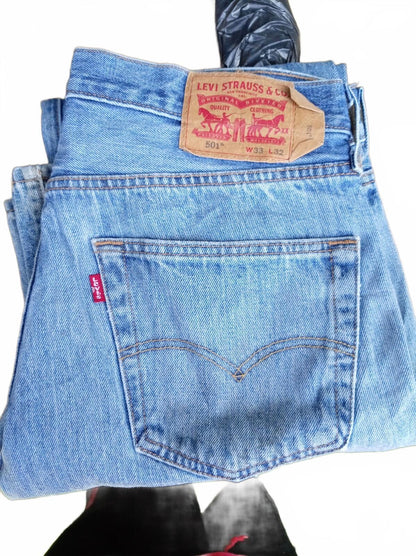 Levi's 501 Light Wash Denim Jeans W33 L32