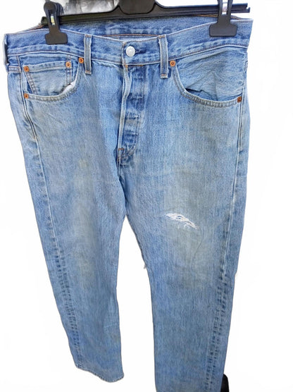 Levi's 501 Light Wash Denim Jeans W33 L32