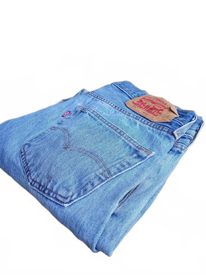 Levi's 501 Light Wash Denim Jeans W33 L32