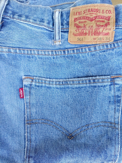Levi's Light Blue Denim Jeans - W38 L34