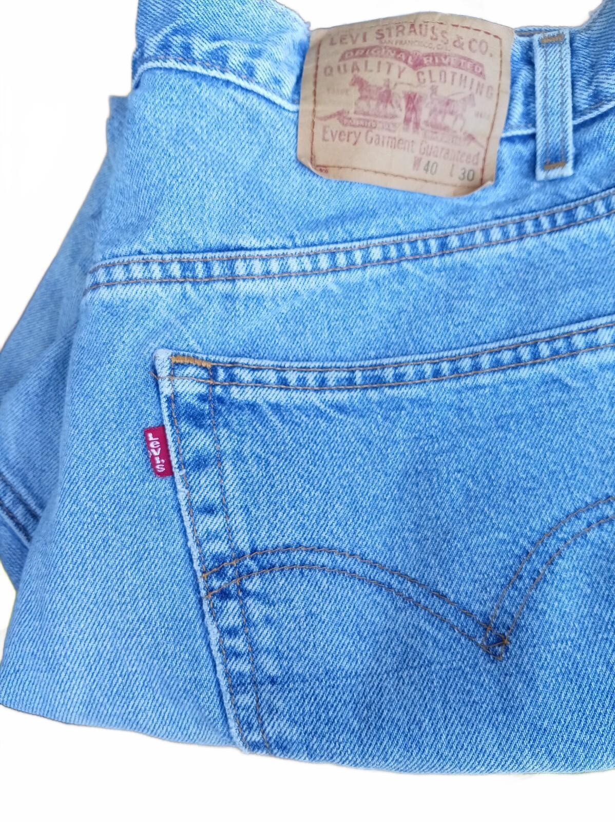 Levi’s 468 Men’s Jeans – USA Made – 2002 – Relaxed Straight Fit –  Vintage Denim