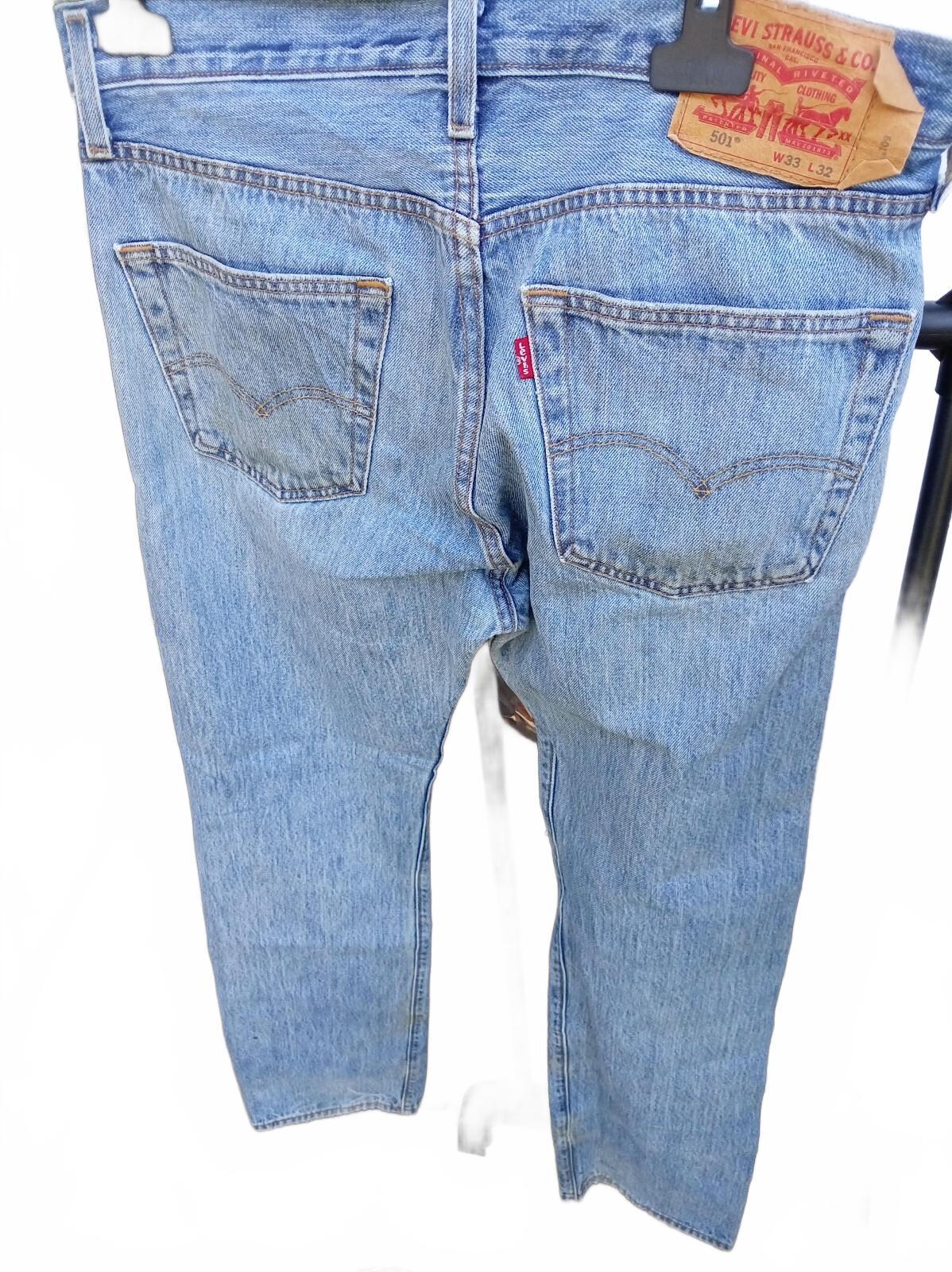 Levi's 501 Light Wash Denim Jeans W33 L32
