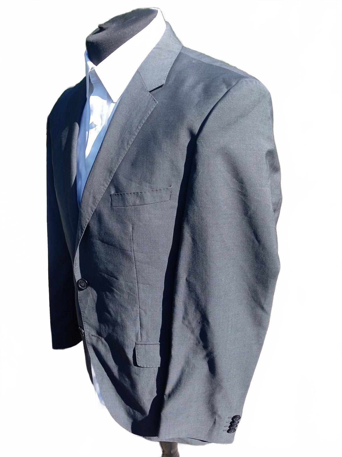 Hugo Boss Men’s Blazer – Size 42R – Tailored Fit – Excellent Condition