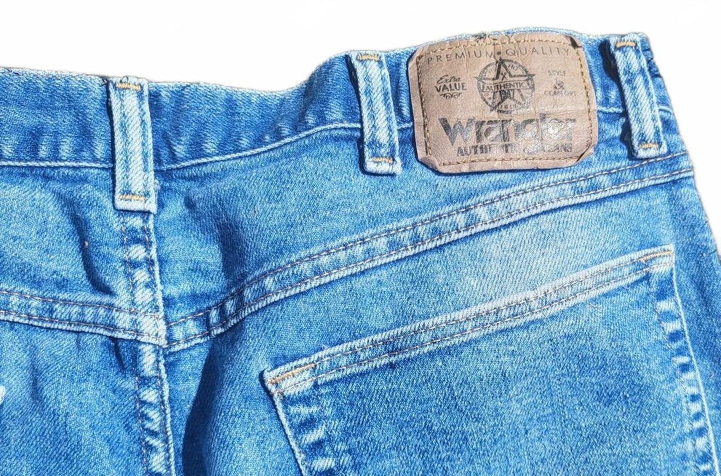 Wrangler Authentics Men's Regular Fit Jeans Medium Stonewash Blue Denim W36 L30