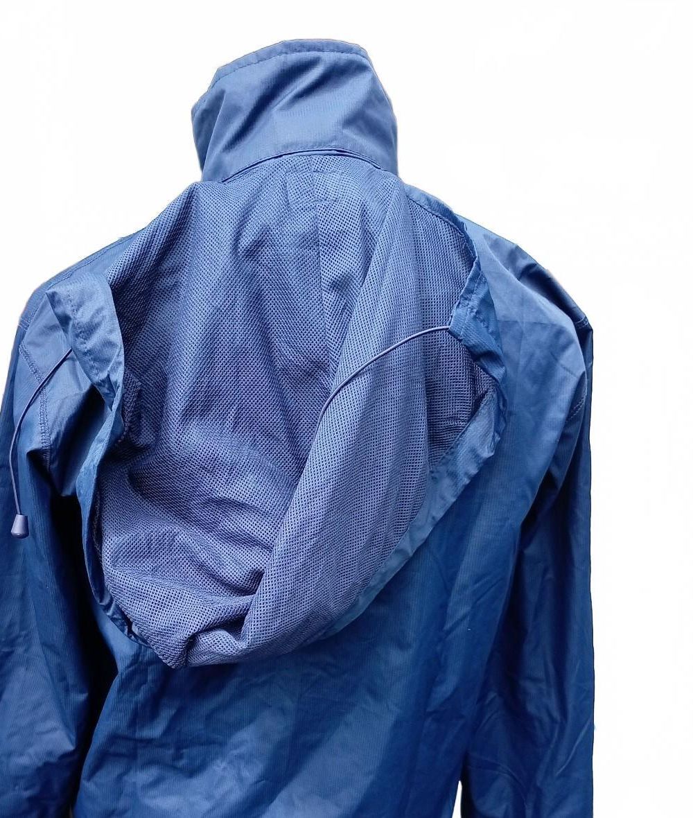 Blue Lightweight Rain Cagoule – Medium – 20" P2P – Crest Logo – Packable Jacket