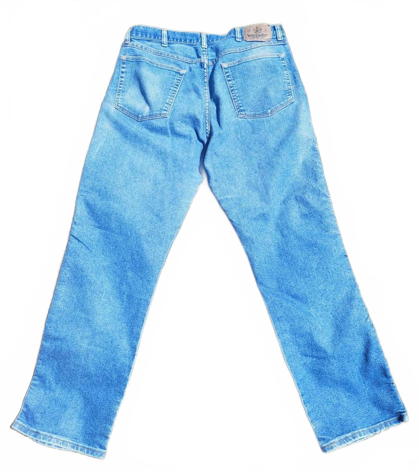 Wrangler Authentics Men's Regular Fit Jeans Medium Stonewash Blue Denim W36 L30