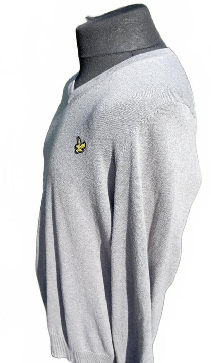 Lyle & Scott Men’s Grey V‑Neck Jumper Large – Embroidered Eagle Logo