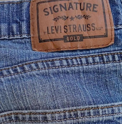 Signature Levi Gold Label Jeans W32 L32 – Blue Denim – Straight Fit – VGUC