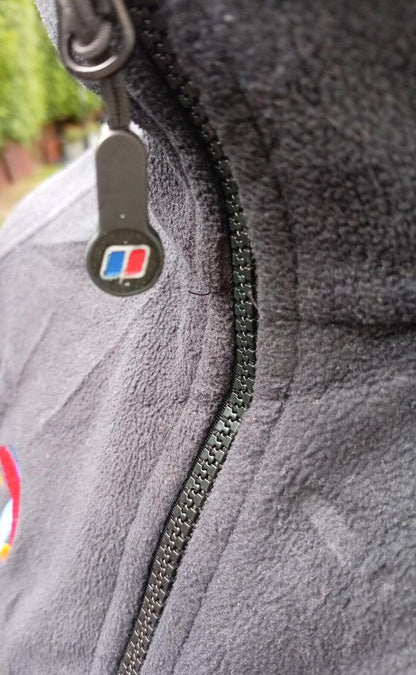 Vintage Berghaus Total Oil Gas Full Zip Fleece Jacket Black Men's Small E&P