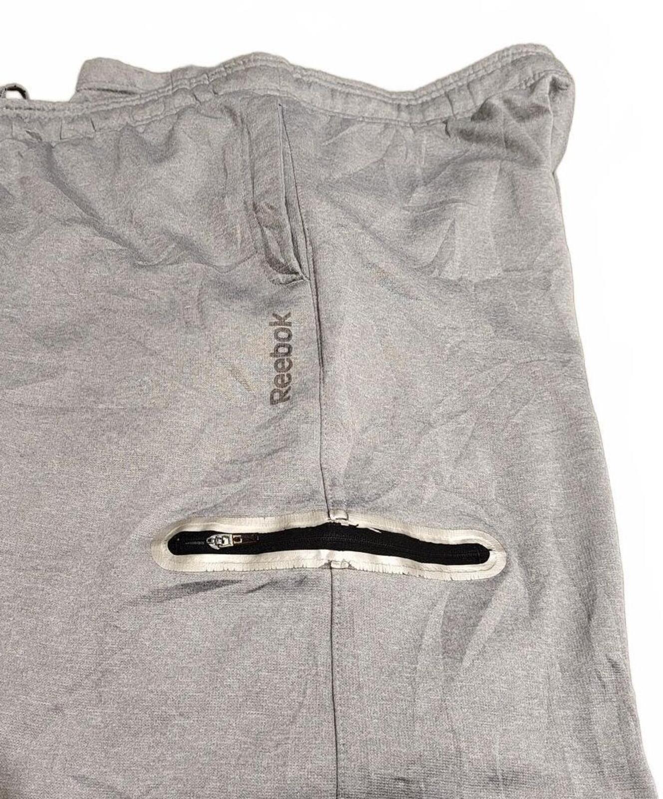 Reebok Joggers Men’s M – Light Grey – Zip Pocket – Training / Essentials