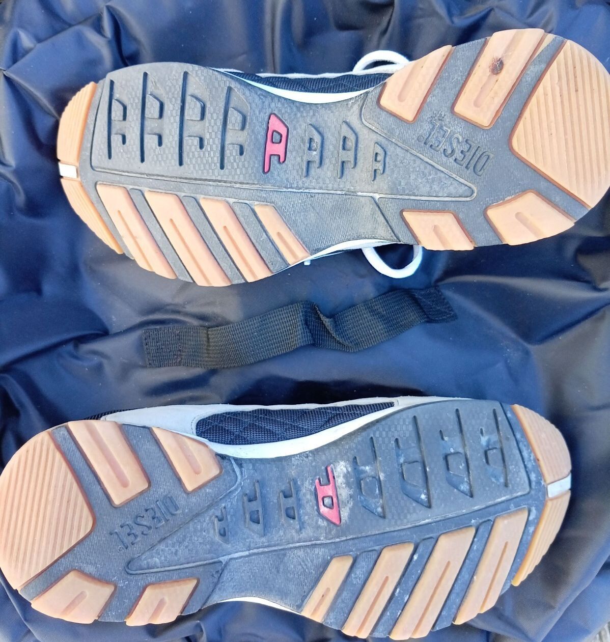 Diesel Libra Mens Trainers Size UK 9 Blue Grey Suede Sneakers With Original Box