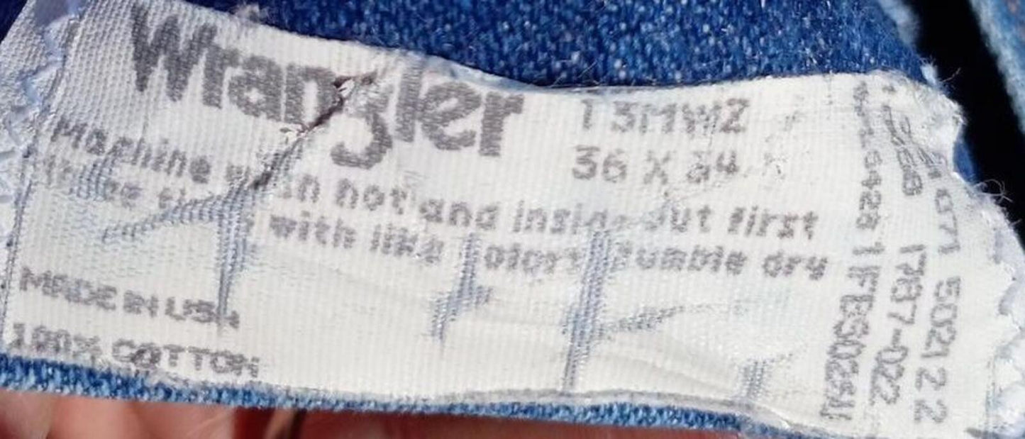 Wrangler Jeans Men’s 36x34 Straight Leg Blue Denim Classic Fit
