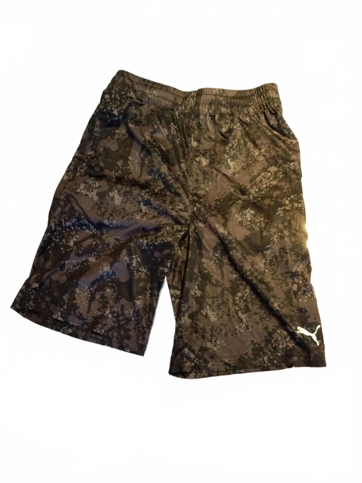 Puma Men's Large Camouflage Athletic Shorts - Large