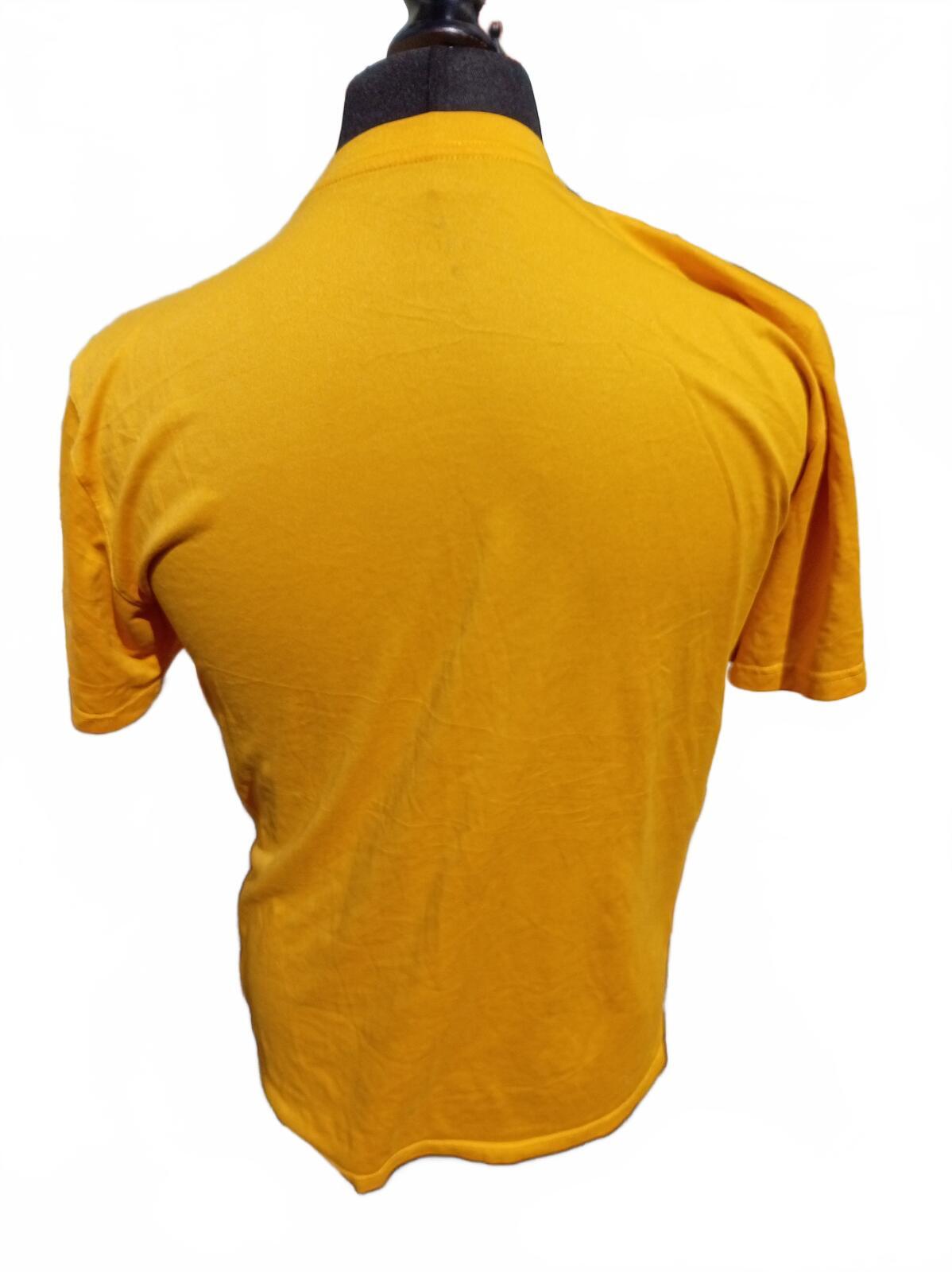 Nike Yellow Short Sleeve Sports T-Shirt - Large