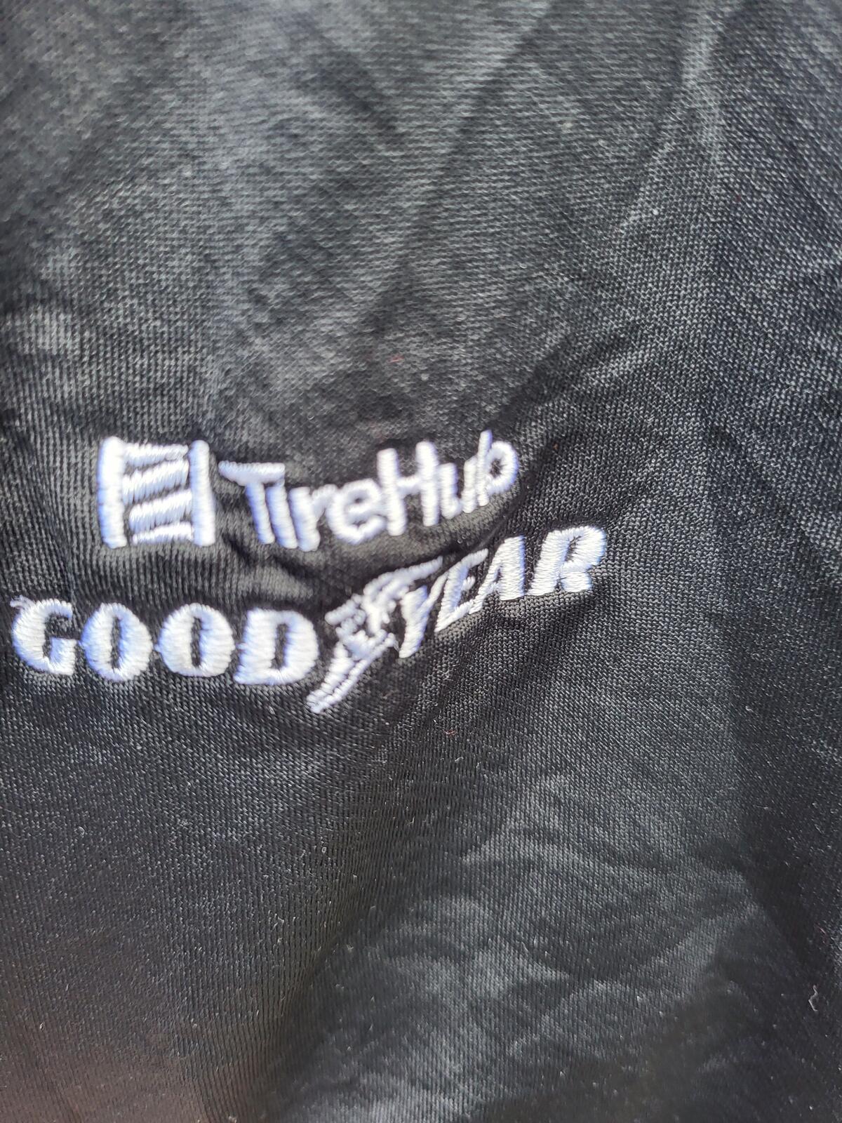 Nike x Goodyear Quarter-Zip Performance Pullover - Men’s Large - Navy Blue