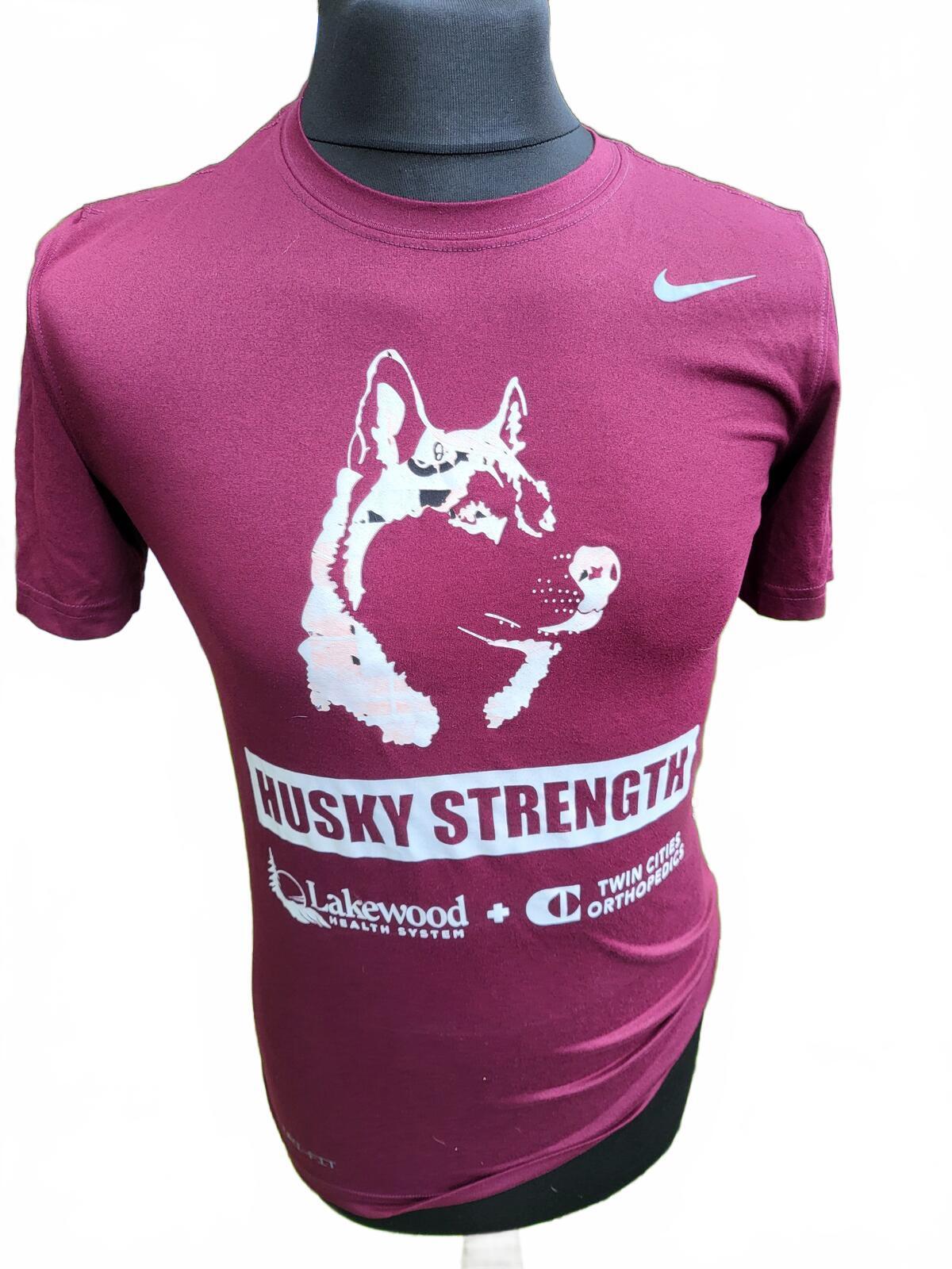 Nike Husky Strength Graphic T-Shirt Maroon - Small