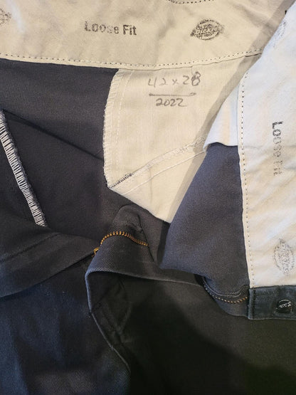 Dickies Loose Fit Straight Leg Work Pants - Black - 42x28 (Preloved)