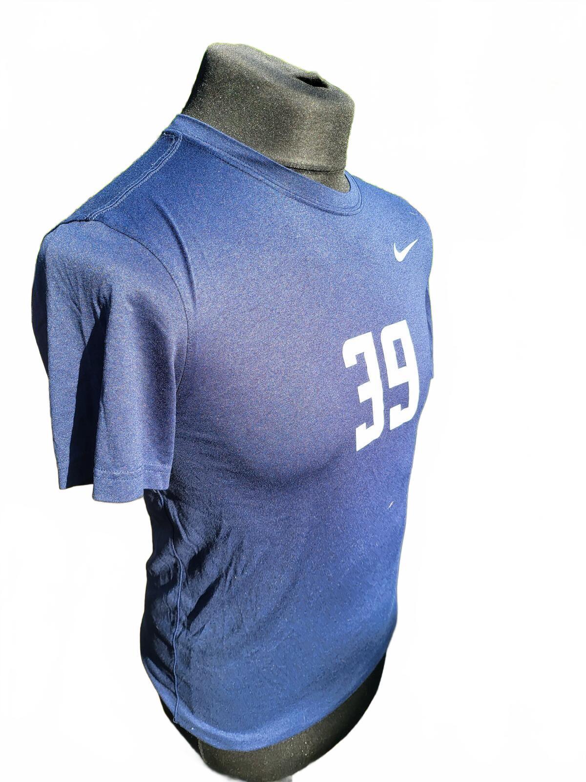 Nike Training Shirt Medium M Navy Blue Number 39 Football Running Athletic Tee